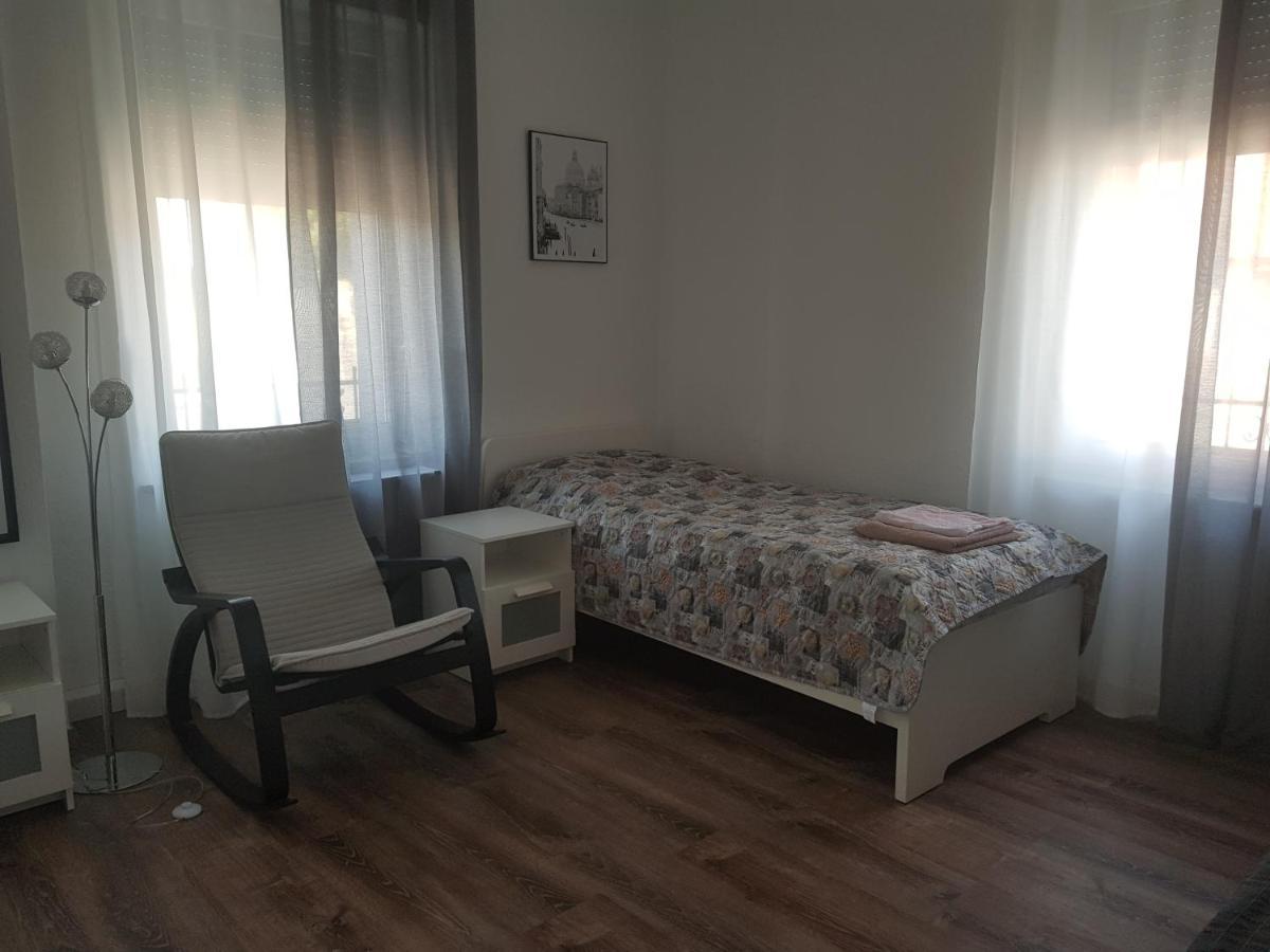 Gaestewohnung Mit Kueche Magdeburg An Der Elbe Luaran gambar